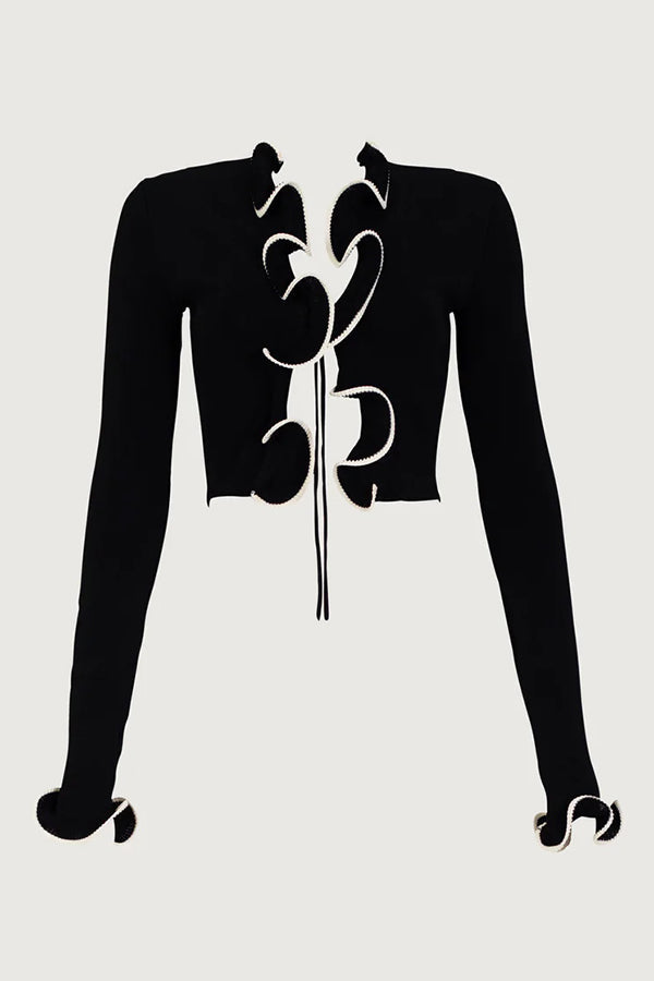 Gemütliche gestrickte Rüschenstrickjacke mit Bindeband vorne