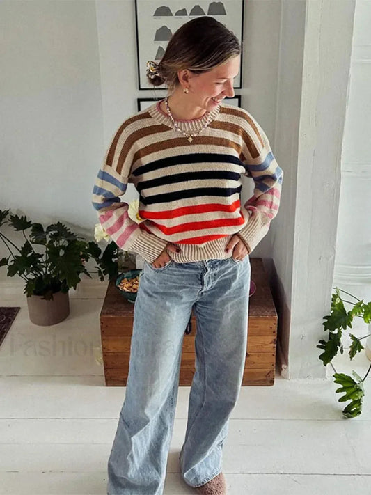 Bunt gestreifter Vintage-Strickpullover mit Rundhalsausschnitt
