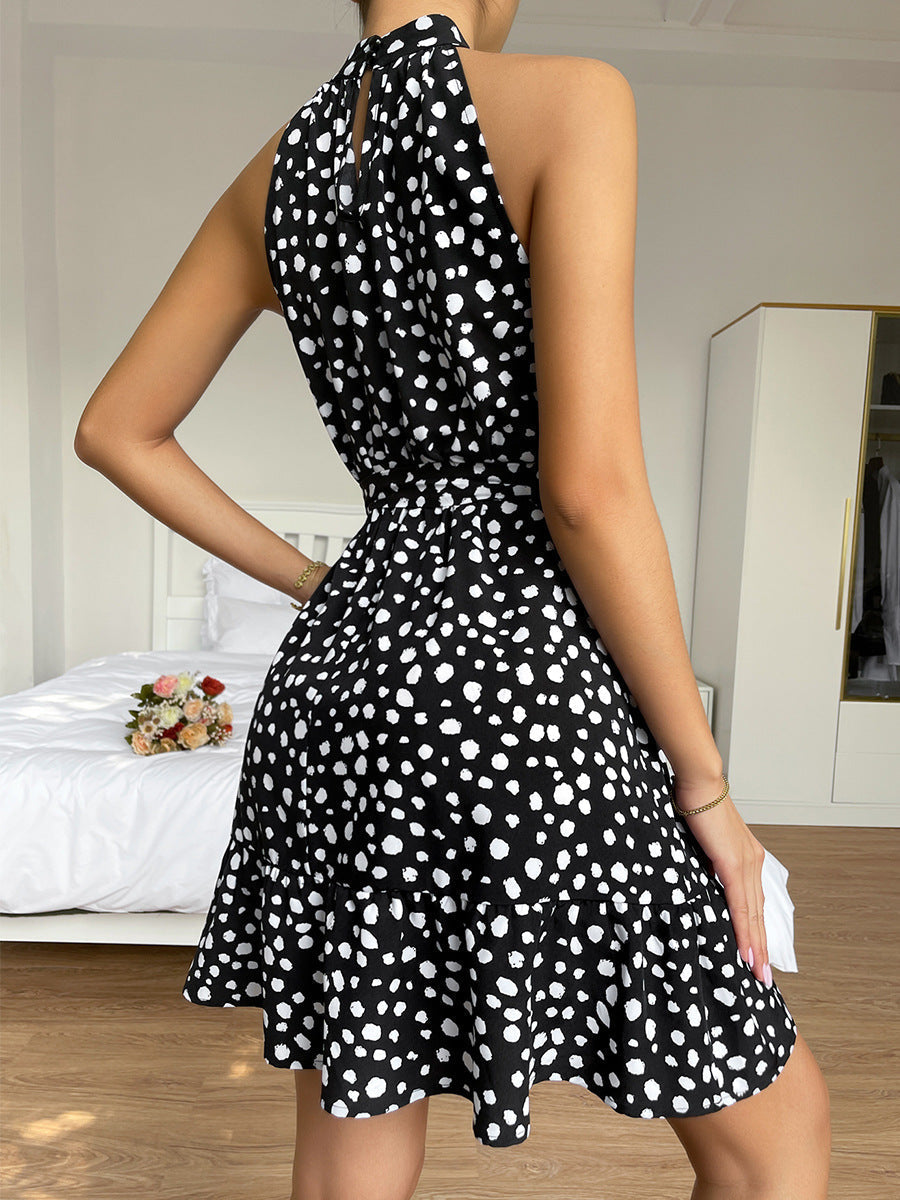Kragenfreies Kleid mit Rollkragen und Blumendruck