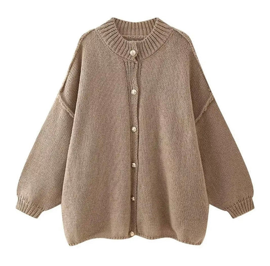 Gemütlicher übergroßer Strickcardigan-Pullover