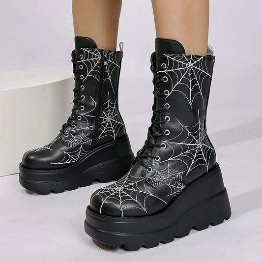 Gothic klobige Plateau-Mid-Calf-Stiefel mit Spinnennetz-Detail