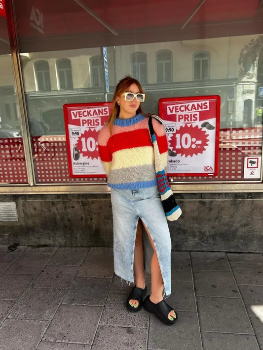 Bunter gestreifter Strickpullover für lässig-elegante Looks