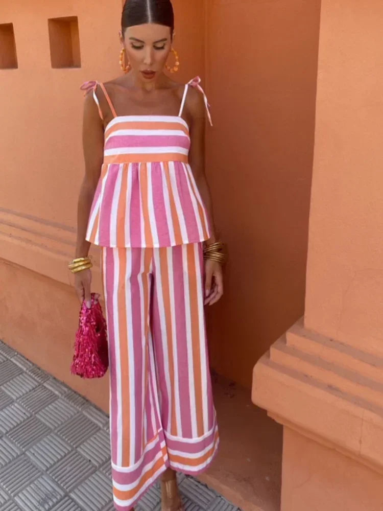 Lebhaft bedrucktes zweiteiliges Sommer-Set