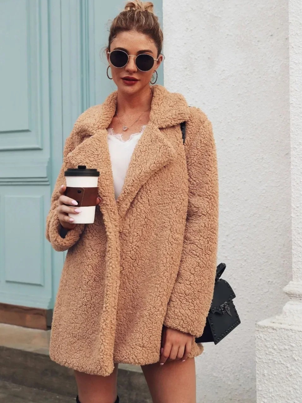 Gemütlicher Teddy-Plüsch-Kurzmantel mit Reverskragen für Damen