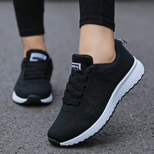 Orthopädische Damensneaker mit Plateau-Sohle und stylischem Design
