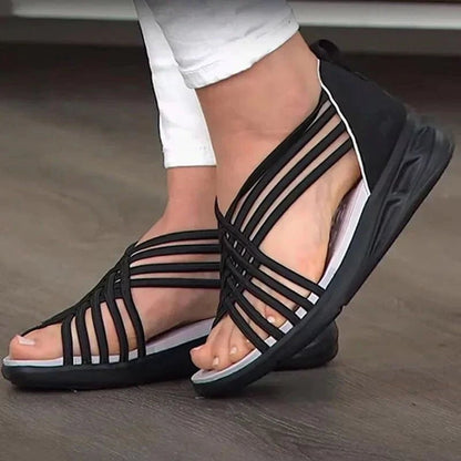 Schicke Keilsandalen mit Knöchelriemen für den Sommerstil