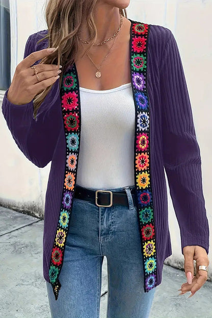 Boho Strickcardigan mit Blumenrand und langen Ärmeln