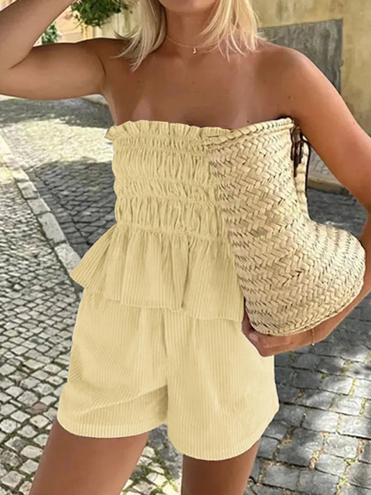 Gerafftes Bandeau-Top und hoch tailliertes Shorts-Set