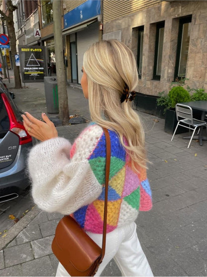 Gemütlicher Strukturstrickpullover mit Akzentdetails