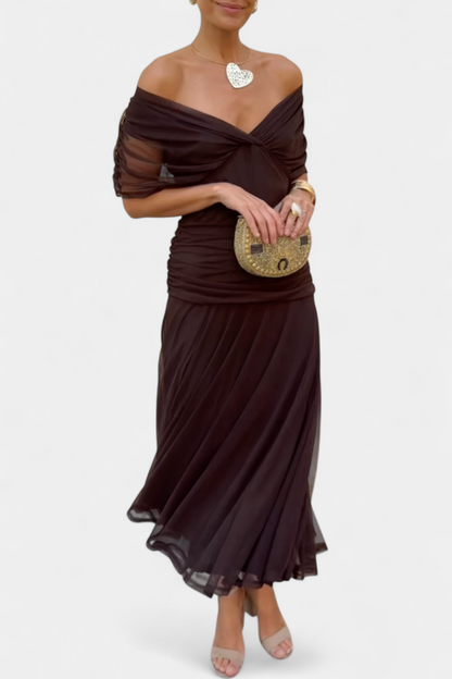 Elegantes Maxikleid für Damen mit floralen Falten