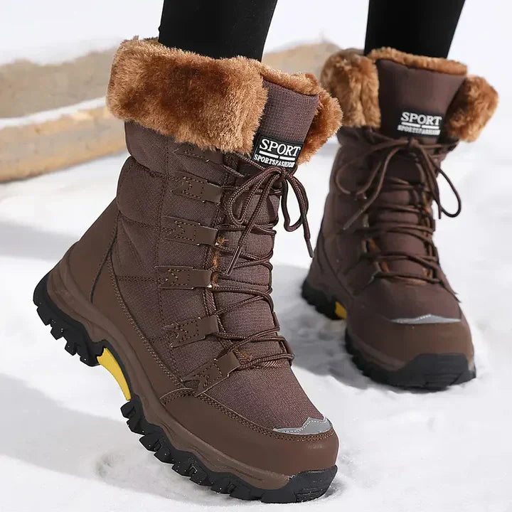Bequeme stilvolle rutschfeste Winterstiefel für kaltes Wetter