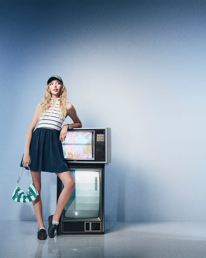 Minimalistisches Chic Statement Accessoire