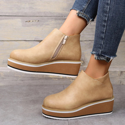 Schicke Leder-Stiefeletten für den Alltagsstil