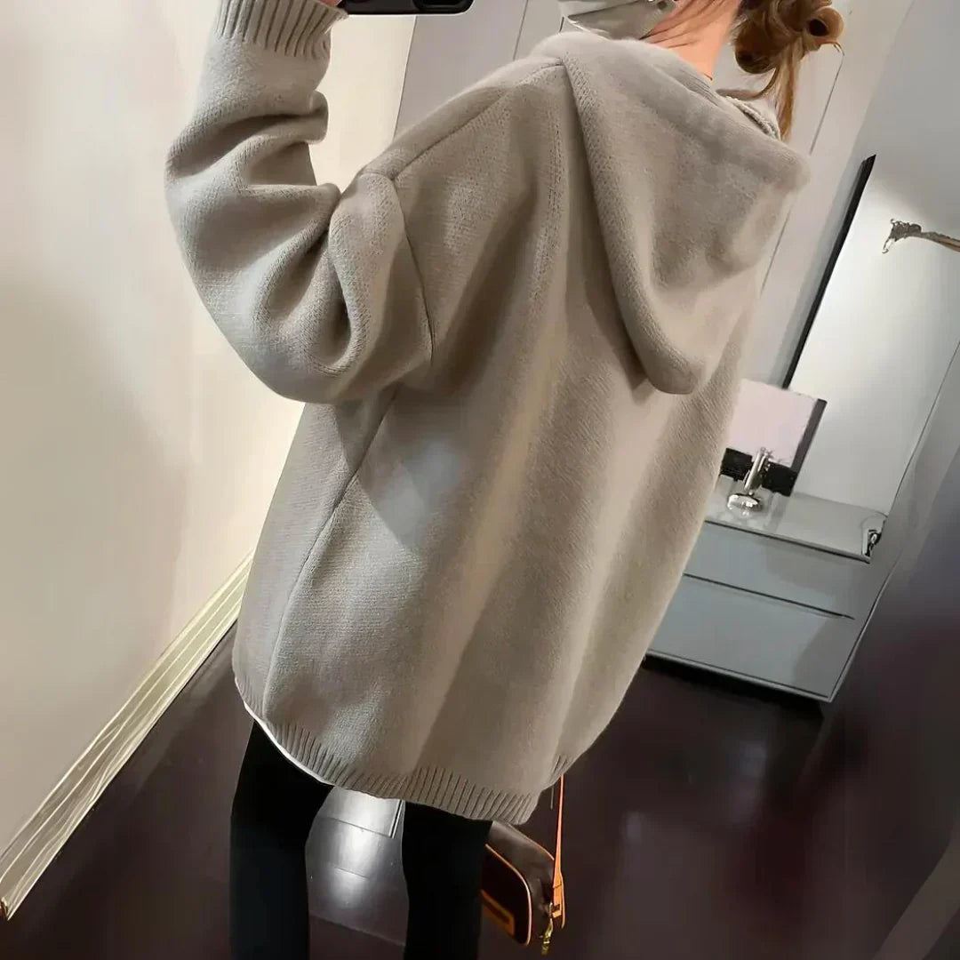 Gemütlicher übergroßer Kapuzenpullover