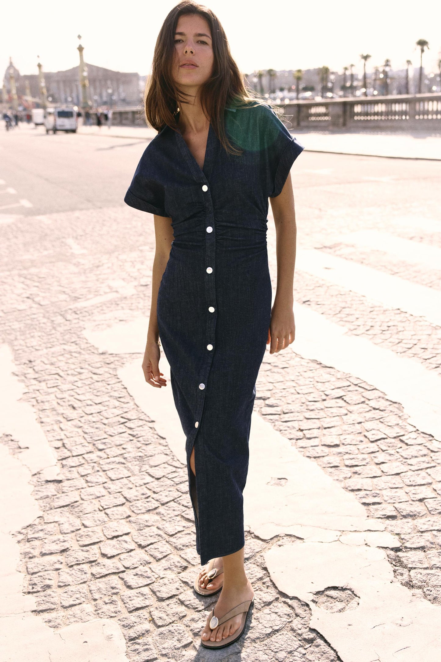 Lässiges Denim-Midikleid für den Alltag
