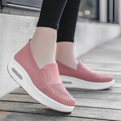 Bequeme weiche orthopädische Sneaker für den täglichen Halt
