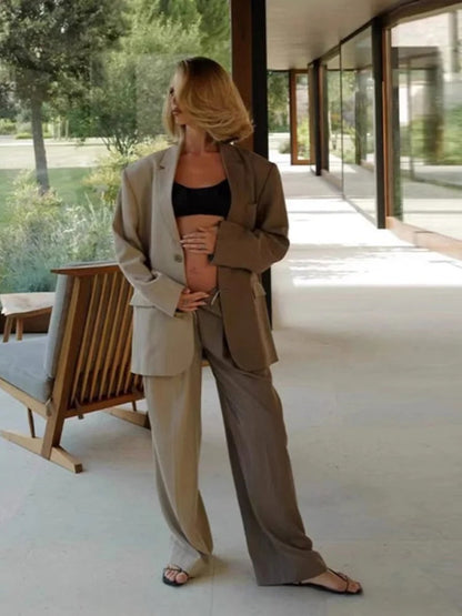 Schicker Kontrast Boyfriend-Blazer mit Weitbein-Hosen-Set