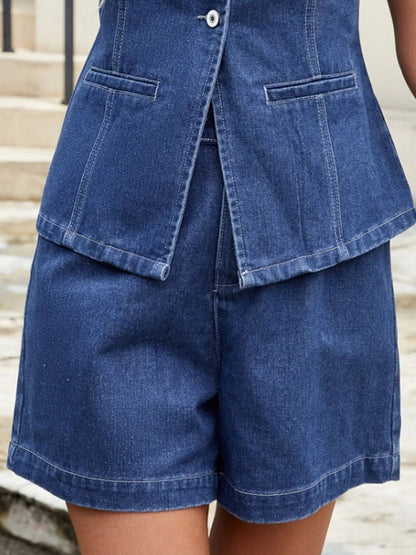 Lässiges Denim-Set aus Weste mit Knopfleiste und Shorts