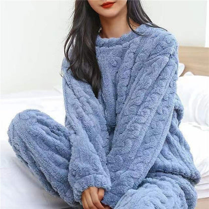 Gemütlicher Fleece-Schlafanzug für Damen