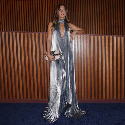 Metallic plissiertes A-Linien-Maxikleid mit Neckholder für Partys