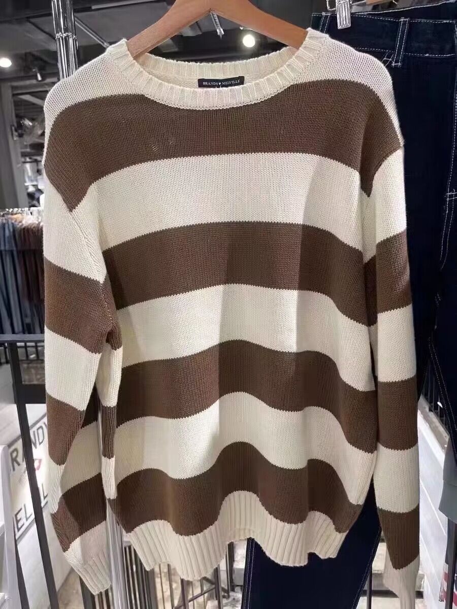 Gemütlicher gestreifter Rundhalsausschnitt Strickpullover