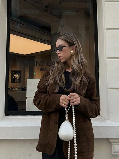 Stylische warme braune Reversjacke für legere Eleganz
