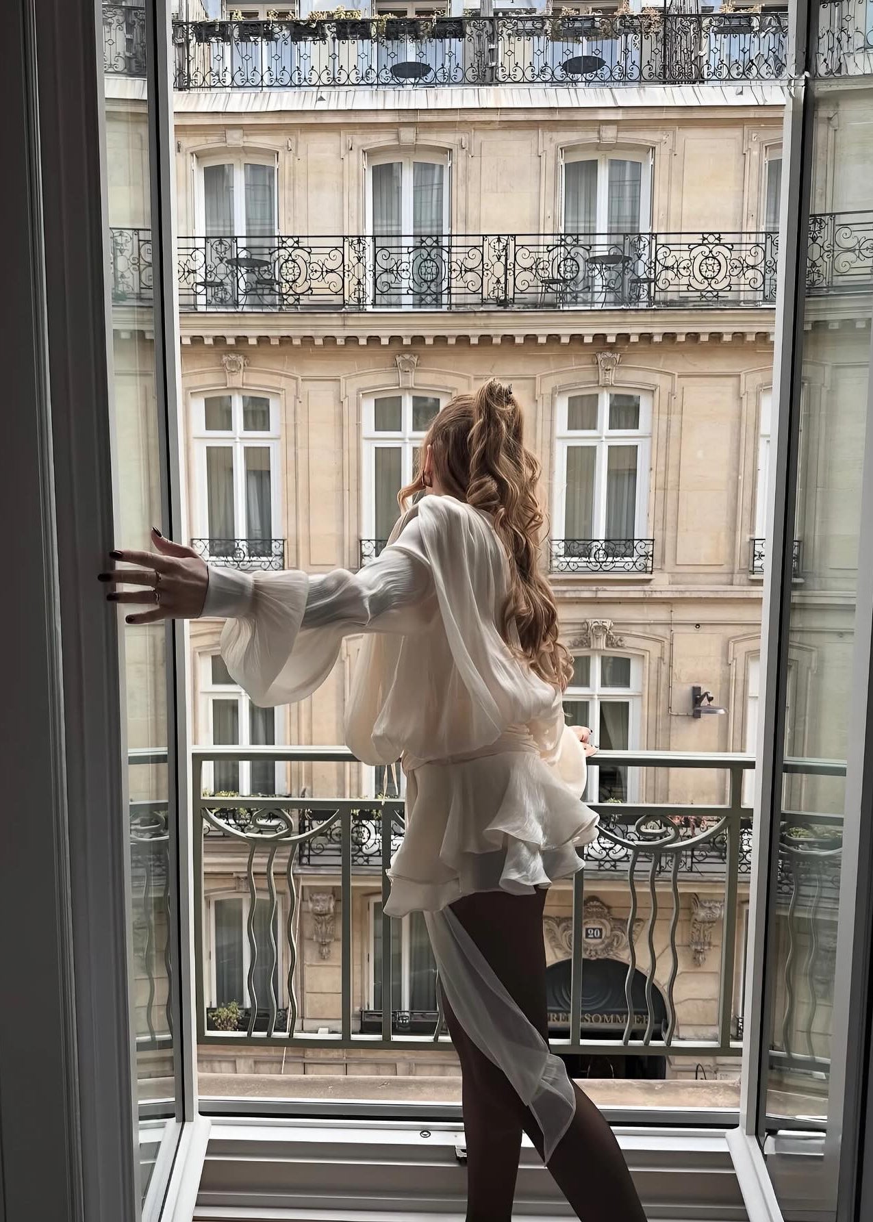 Estelle Champagner Satin Negligékleid