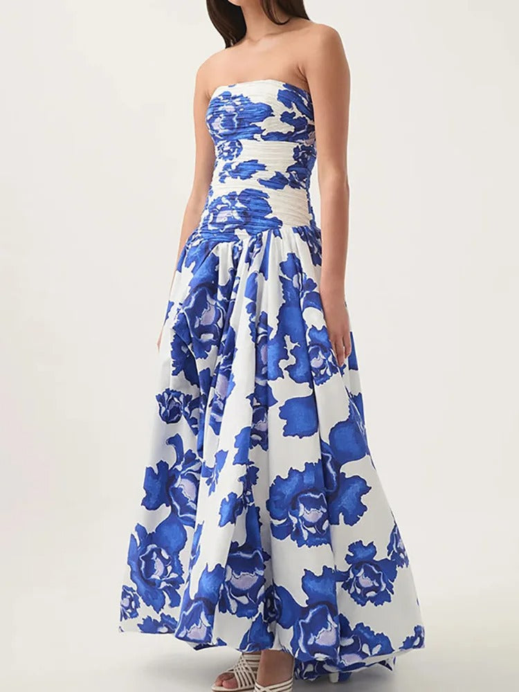 Maxikleid mit Blumenmuster, Carmen-Ausschnitt und gerafftem Saum