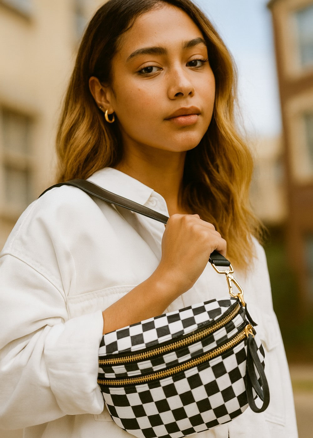 Elegante Leder-Bauchtasche für freihändigen Stil