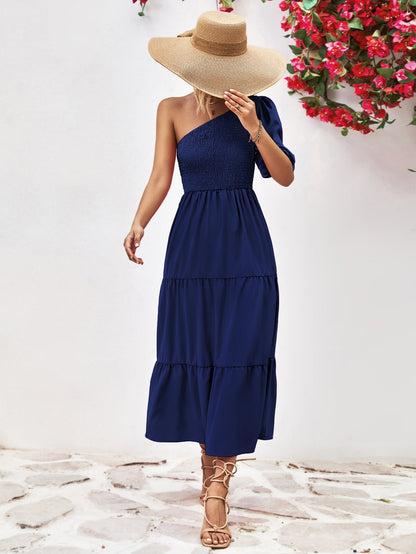 Oli® | Gerüschtes Midi-Kleid mit einer Schulter und Rüschendetail