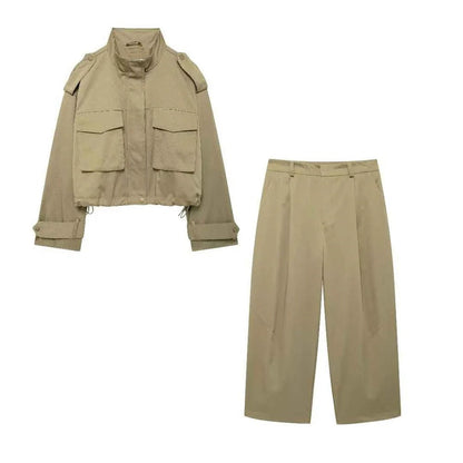 Utility-Cargojacke mit Riemen- und Taschen-Details