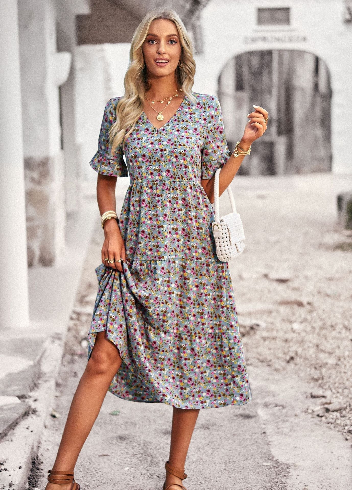 Damen Midi-Kleid mit Blumenmuster und bequemer Passform