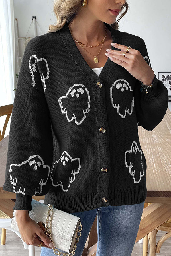 Gemütlicher gestrickter Halloween-Geister-Pullover mit Knopfleiste