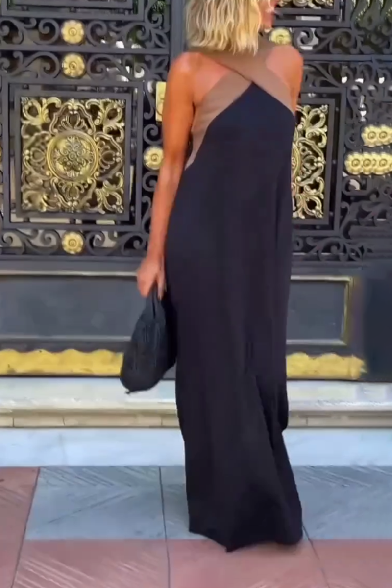 Ärmelloses Cross-Halter-Kleid mit geformter Silhouette