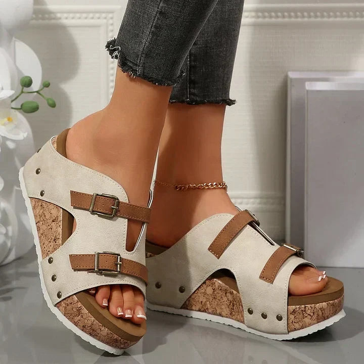 Orthopädische Damen-Sandalen mit Fußgewölbe­stütze
