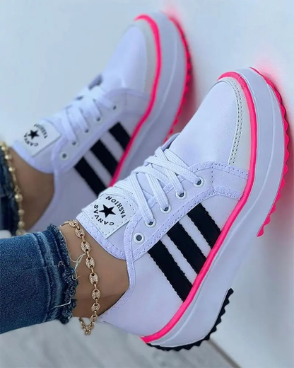 Schmerzlindernde Komfort-Sneaker für ganztägige Unterstützung