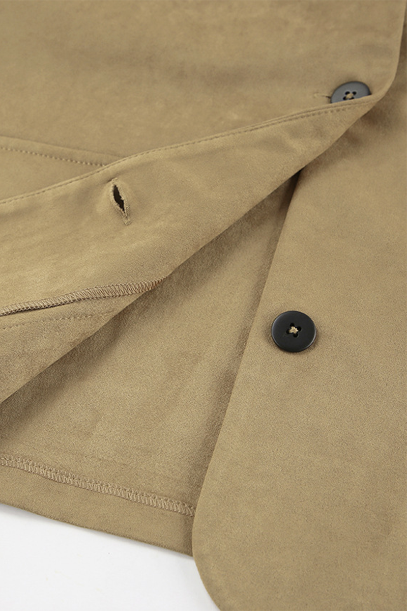 Legere Jacke mit Knopfleiste und umklappbarem Kragen
