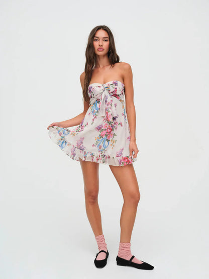Fließendes Blumen-Boho-Maxikleid für Sommerstimmung