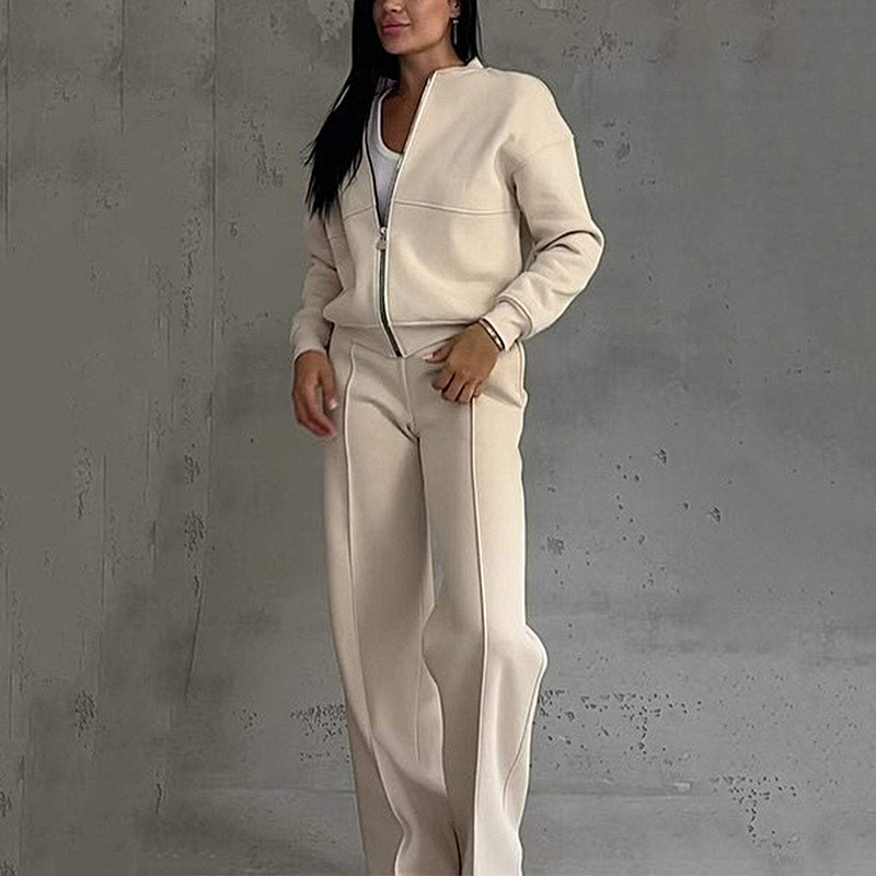Lässiges zweiteiliges Set mit locker sitzender Jacke und weitem Hosenbein