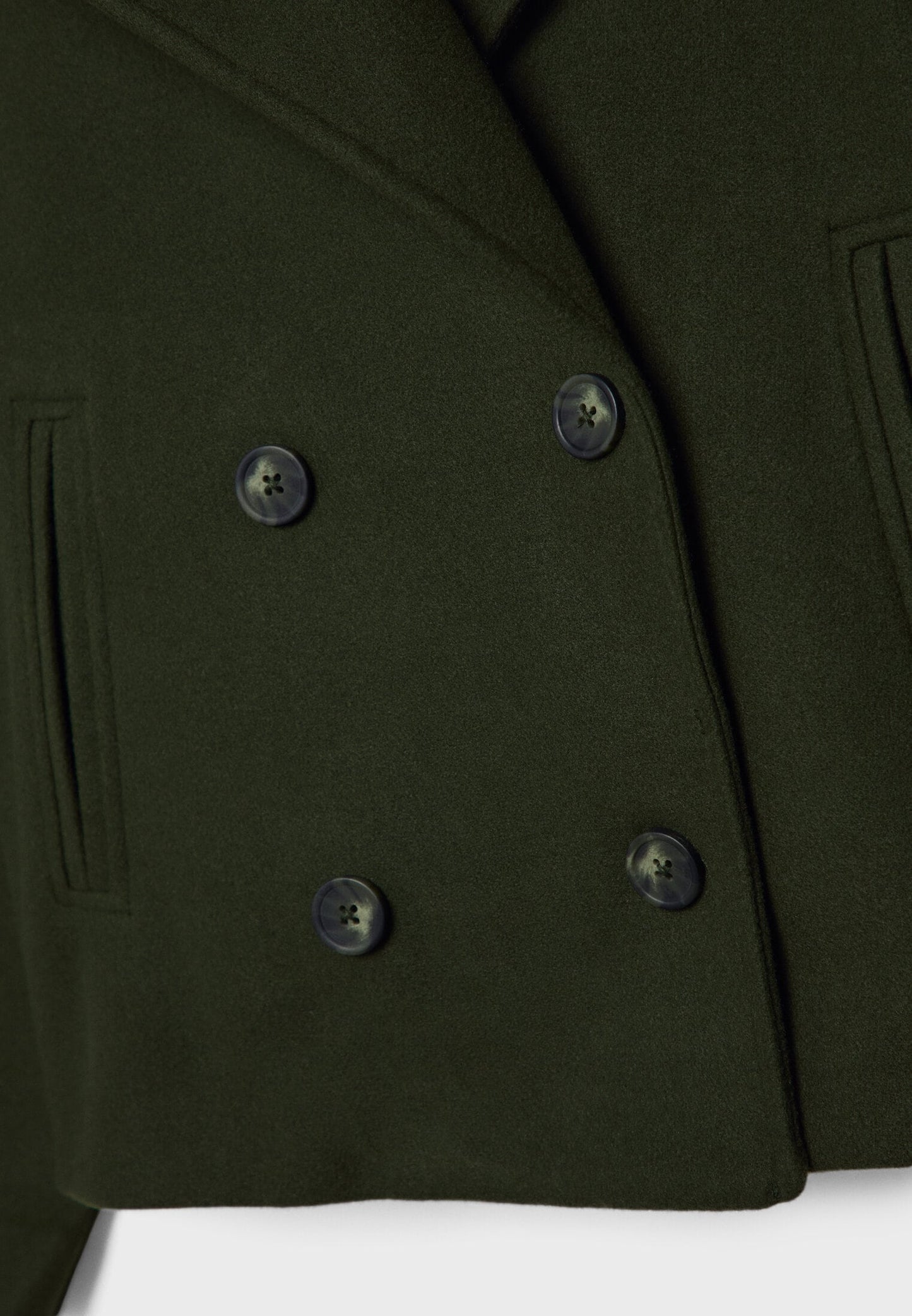 Schicke doppelt geknöpfte kurze Jacke
