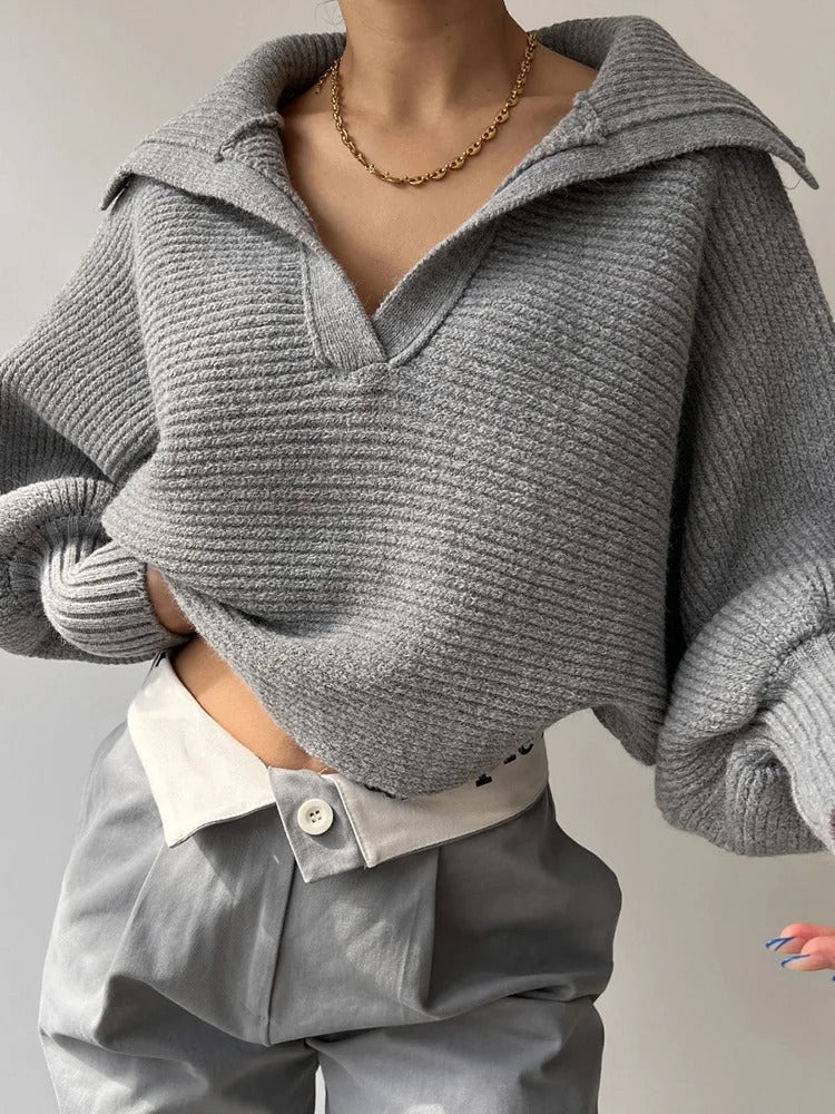 Gemütlicher Strickpullover mit Laternenärmeln und offenem Kragen