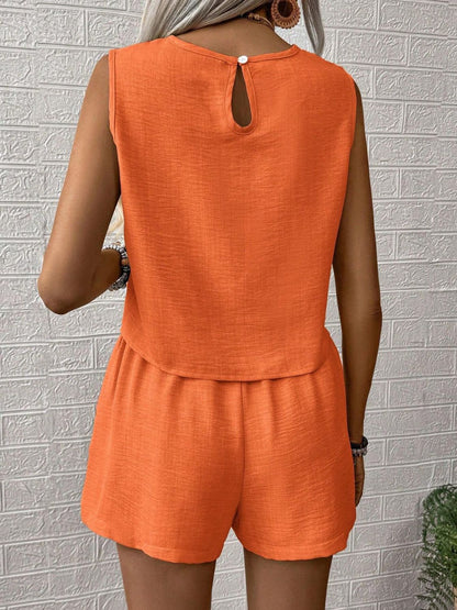 Oli® | Damen Ärmelloses Oberteil mit Rundhalsausschnitt und Shorts Set