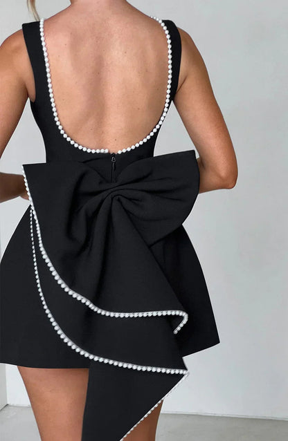 Cocktailkleid für Damen mit Schleifenrücken