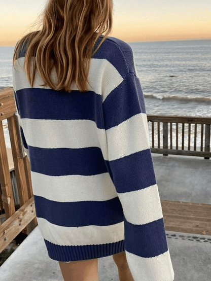 Gemütlicher gestreifter Rundhalsausschnitt Strickpullover