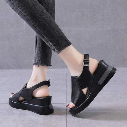 Orthopädische Damensandalen mit Fußgewölbestütze und Komfortdesign