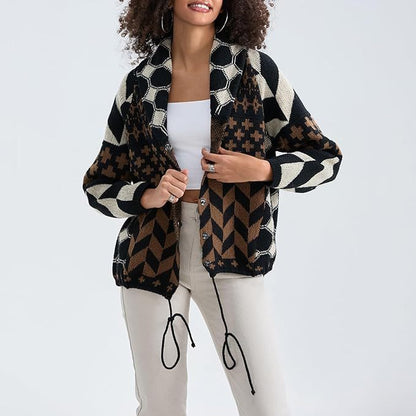 Bequeme weiche Jacke mit modernen geometrischen Mustern
