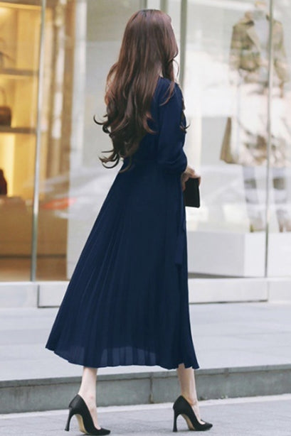 Faltenkleid aus Chiffon mit Puffärmeln
