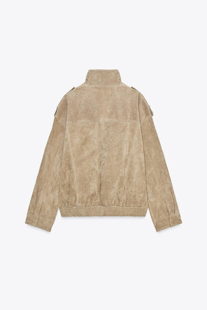 Klassische Vintage-inspirierte Wildlederjacke