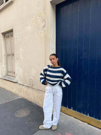 Gemütlicher leichter Strickpullover für lässigen Komfort