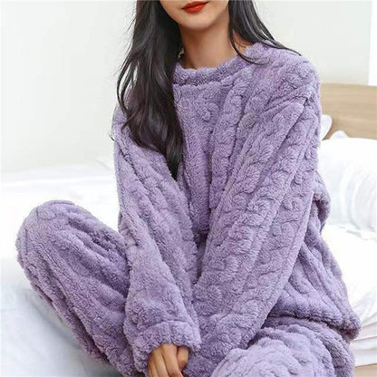 Gemütlicher Fleece-Schlafanzug für Damen